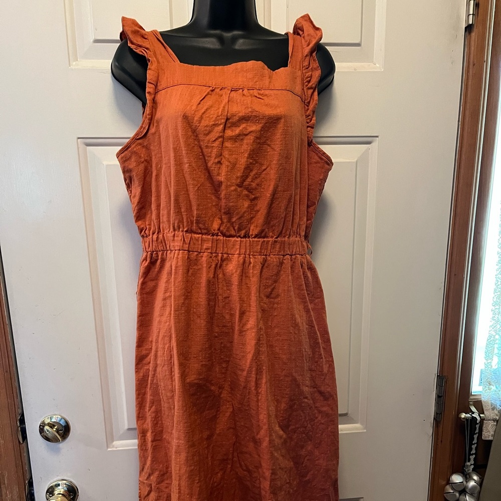 Women’s Linen look in 100%cotton dress from Universal Thread Medium